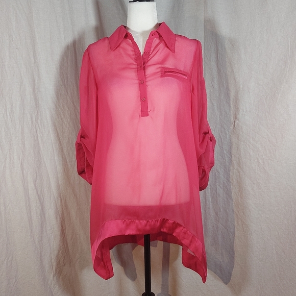 Miilla fuschia chiffon hi-lo sidetail blouse, size L, NWOT - Picture 1 of 5
